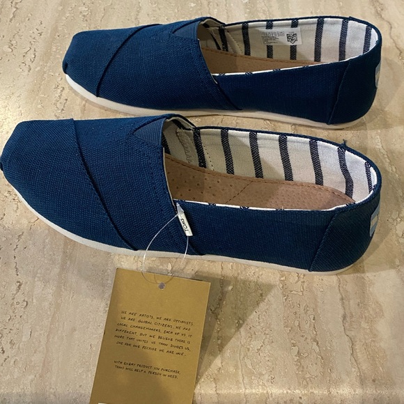 NIB Toms Majolica Blue Heritage Canvas Slip On Shoes, 7.5 - Picture 9 of 10